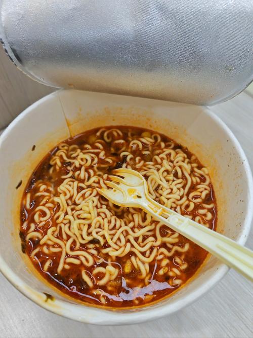 吃泡面